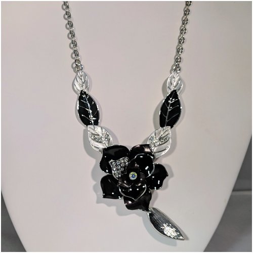 Black Necklace with Flower